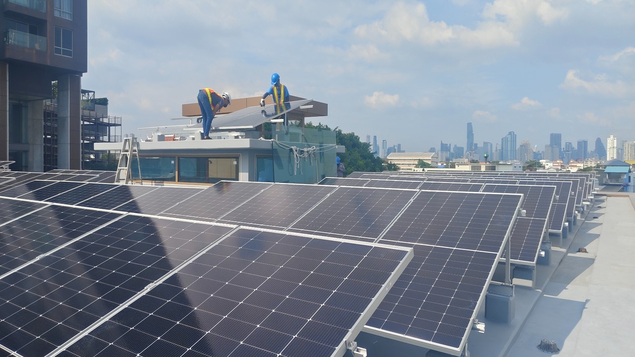 Solar rooftop installation on residence